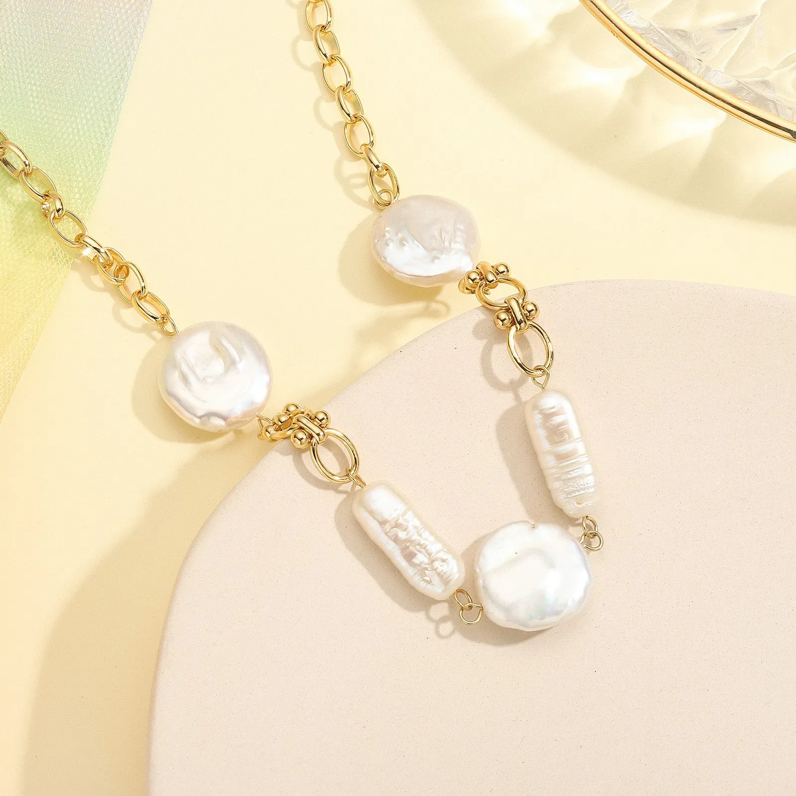 Pearl Hollow Necklace sold by Selenichast product image thumbnail 4