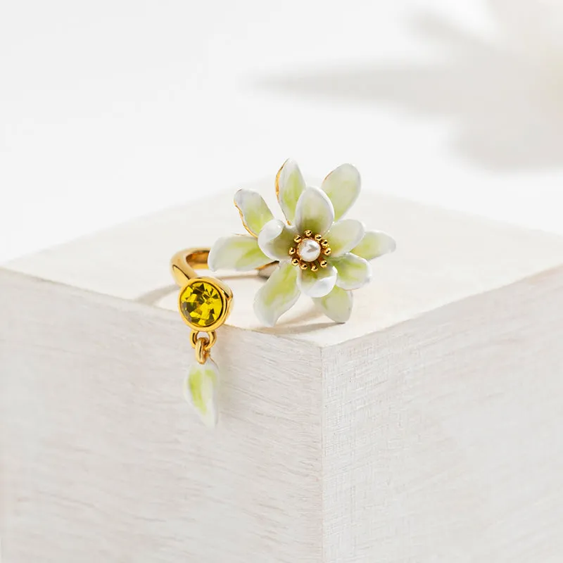 Gardenia Ring sold by Selenichast product image thumbnail 4