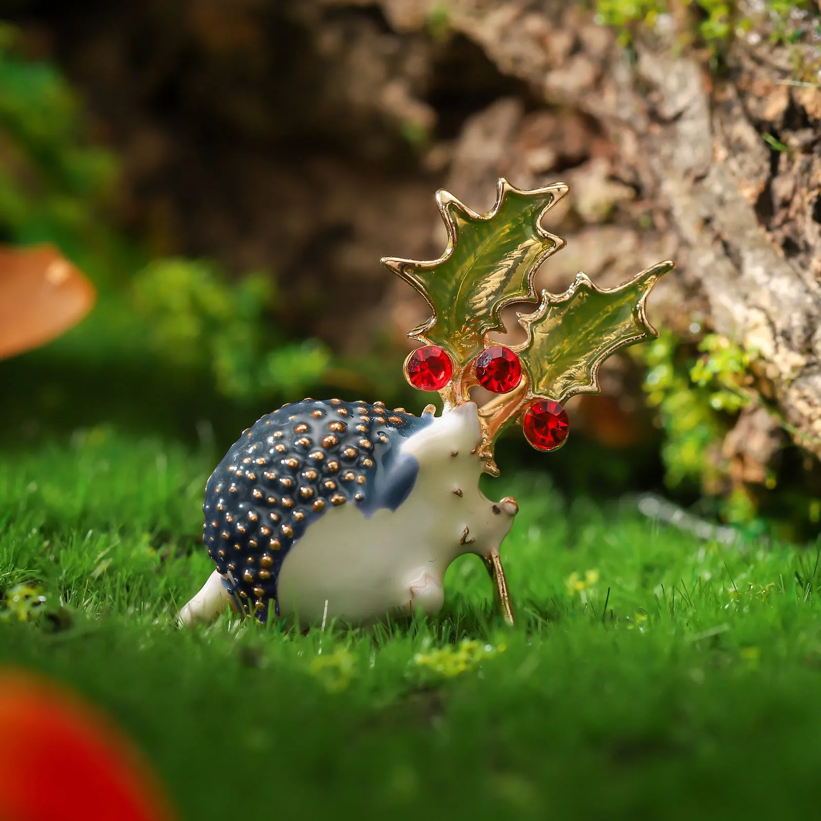 Hedgehog Brooch sold by Selenichast product image thumbnail 2