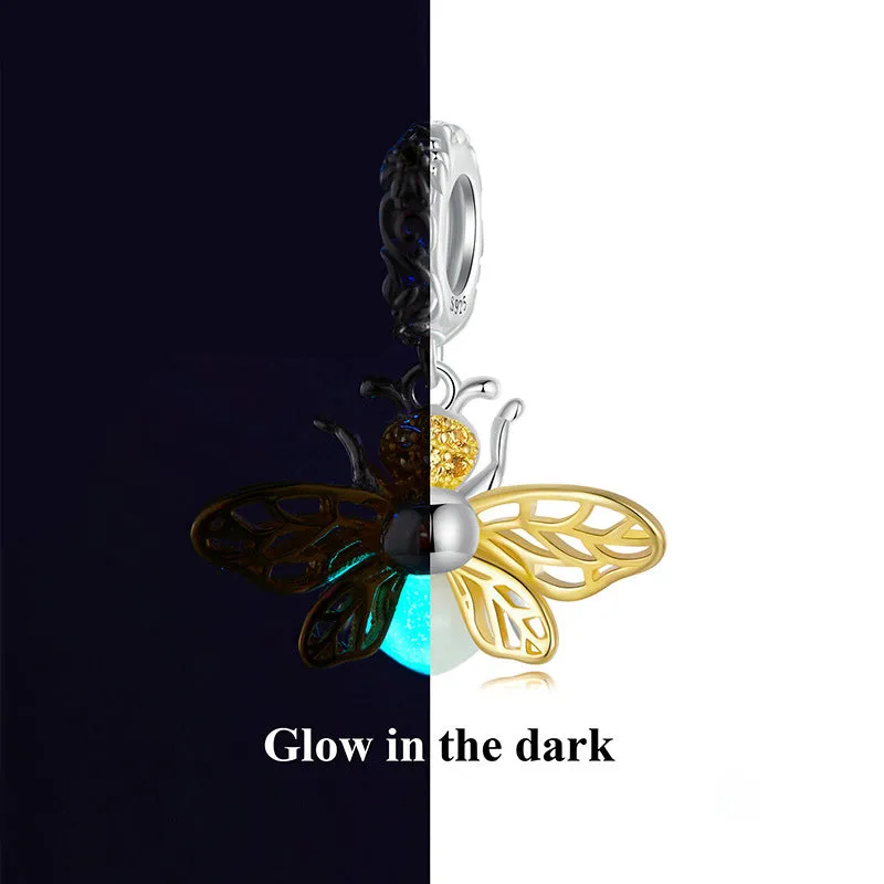 Luminous Bee Necklace sold by Selenichast product image thumbnail 4