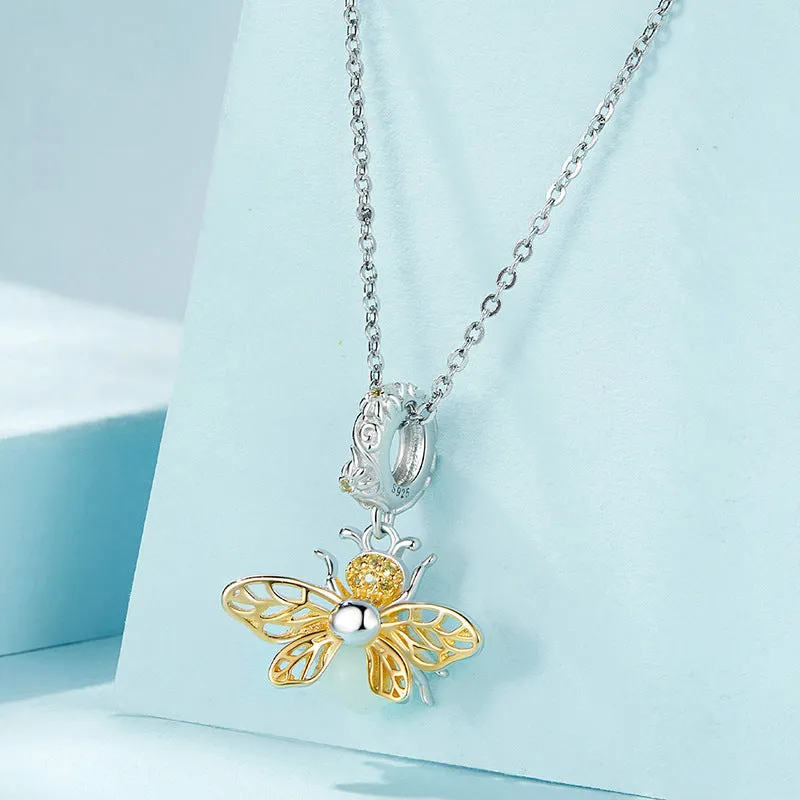 Luminous Bee Necklace sold by Selenichast product image thumbnail 3