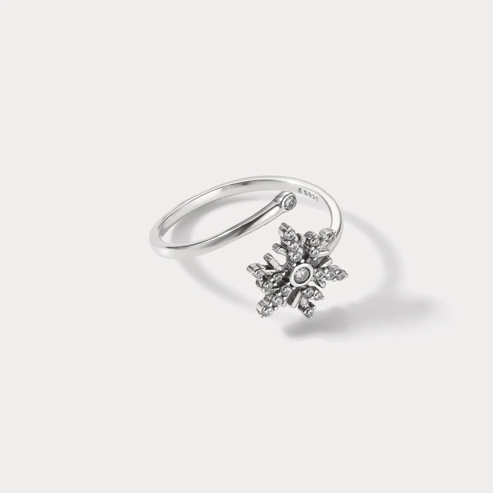 Silver Snowflake Ring sold by Selenichast product image thumbnail 2