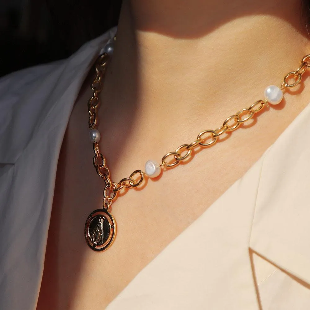 Pearl Coin Chain Necklace sold by Selenichast product image thumbnail 3