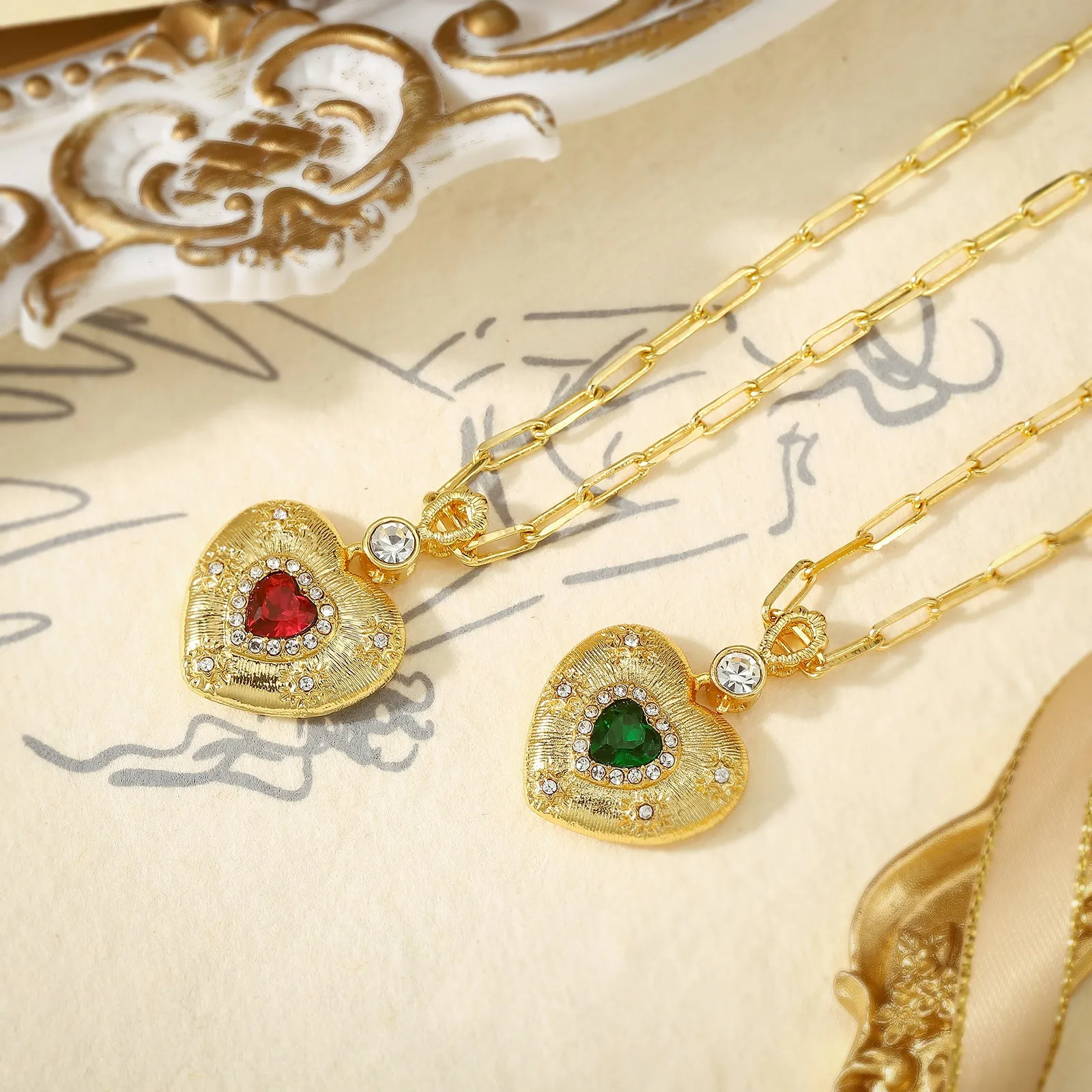 Emerald Mini Heart Necklace sold by Selenichast product image thumbnail 4