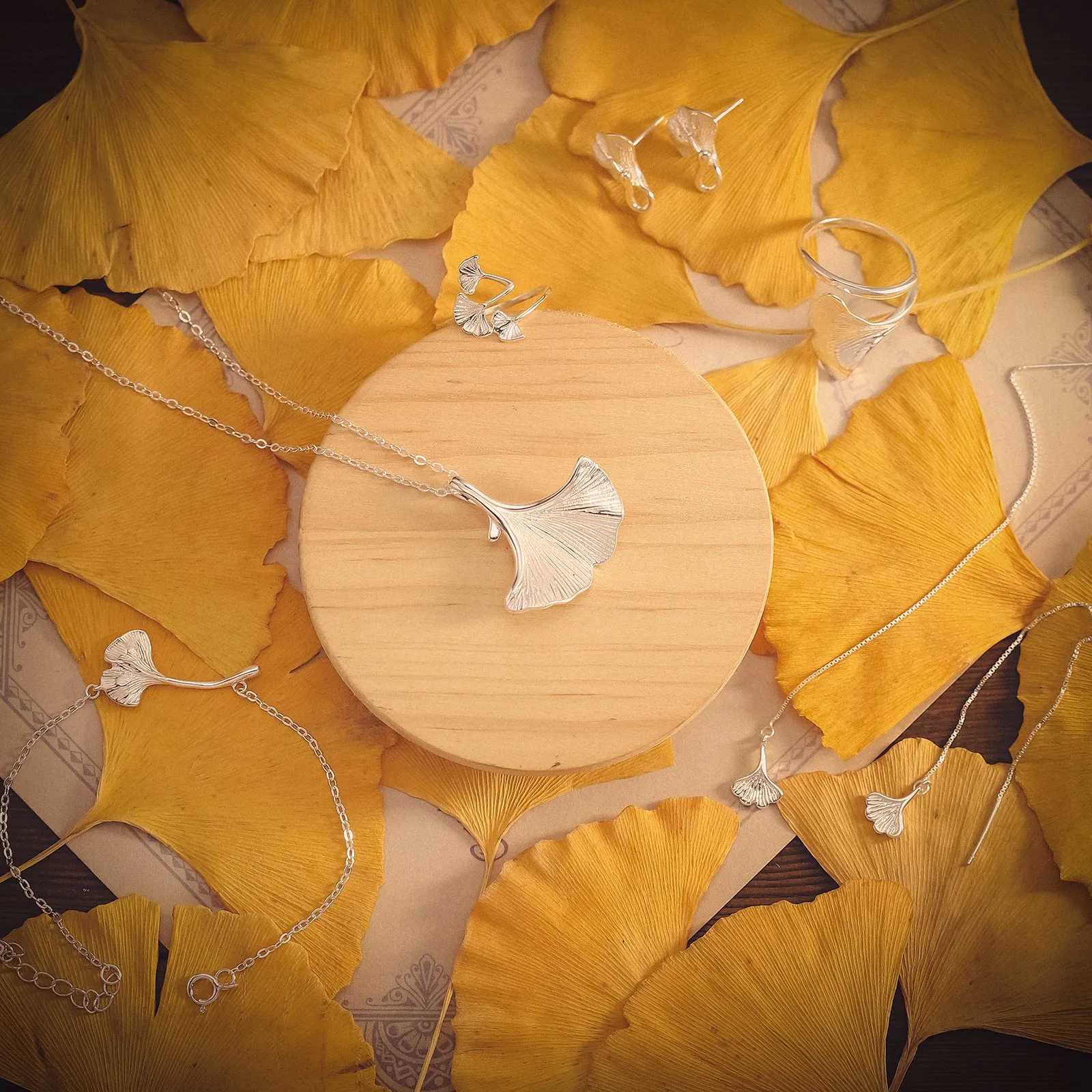 Silver Ginkgo Leaf Bracelet sold by Selenichast product image thumbnail 5