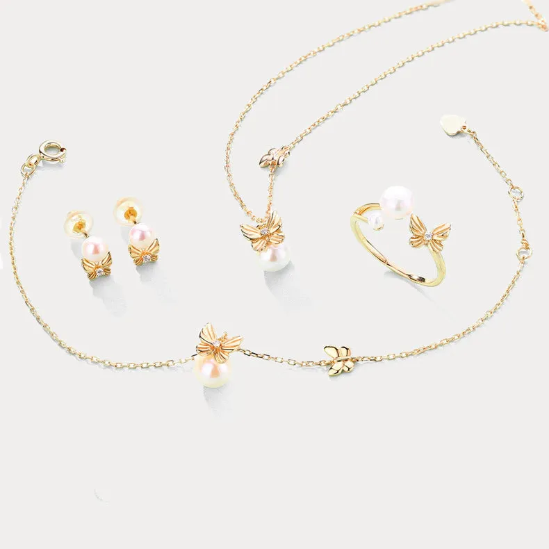 Dream Catching Butterfly Pearl Necklace sold by Selenichast product image thumbnail 3