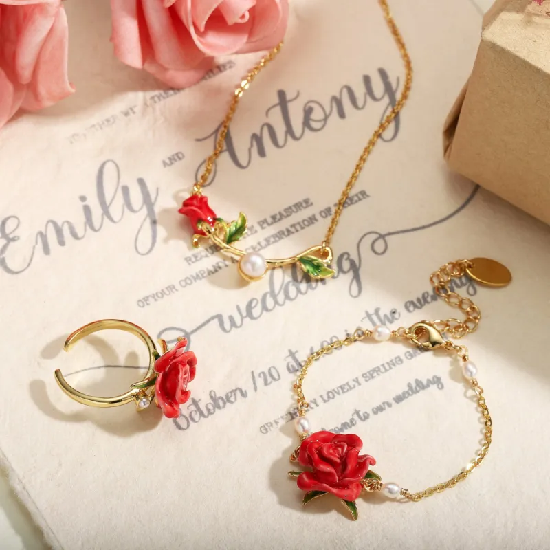 Rose Gift Set with Gift Wrapping sold by Selenichast