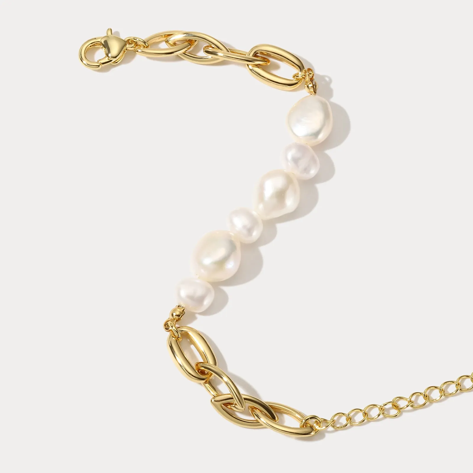 Baroque Pearl Bracelet sold by Selenichast product image thumbnail 3