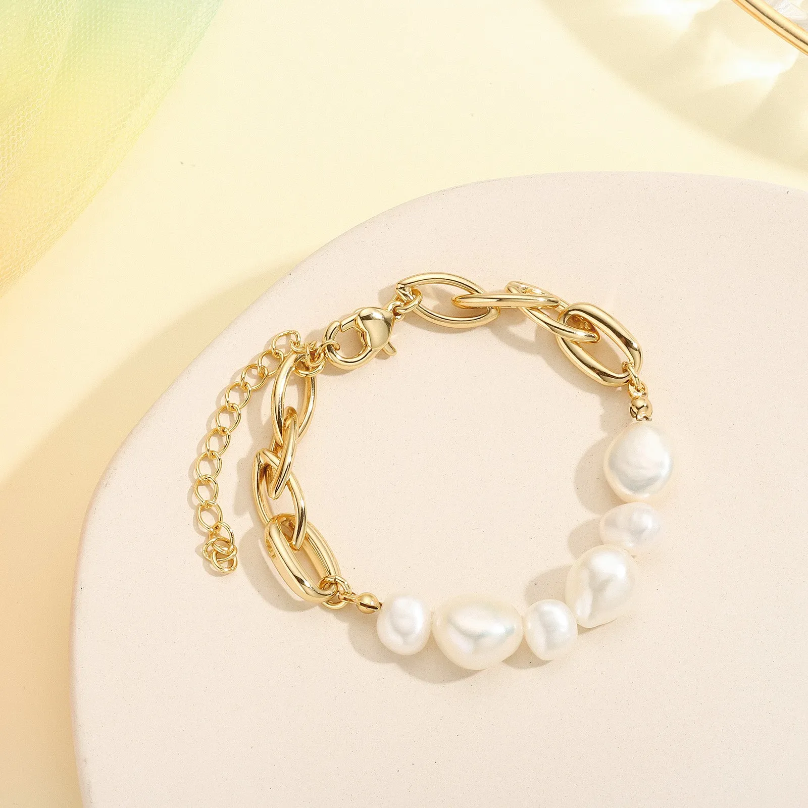 Baroque Pearl Bracelet sold by Selenichast product image thumbnail 4
