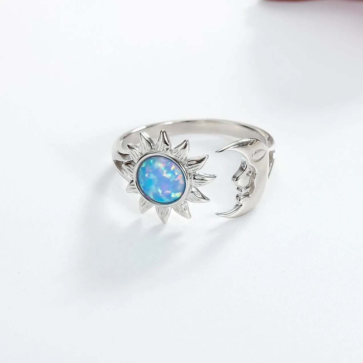 Sun & Moon Ring sold by Selenichast