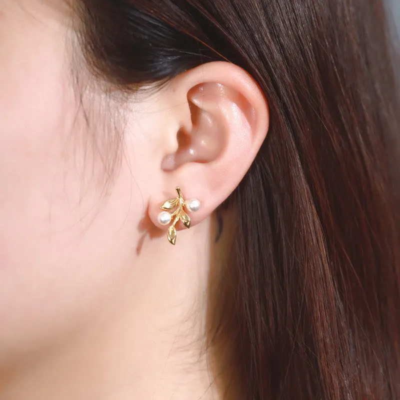 Pearl Leaf Earrings sold by Selenichast product image thumbnail 2