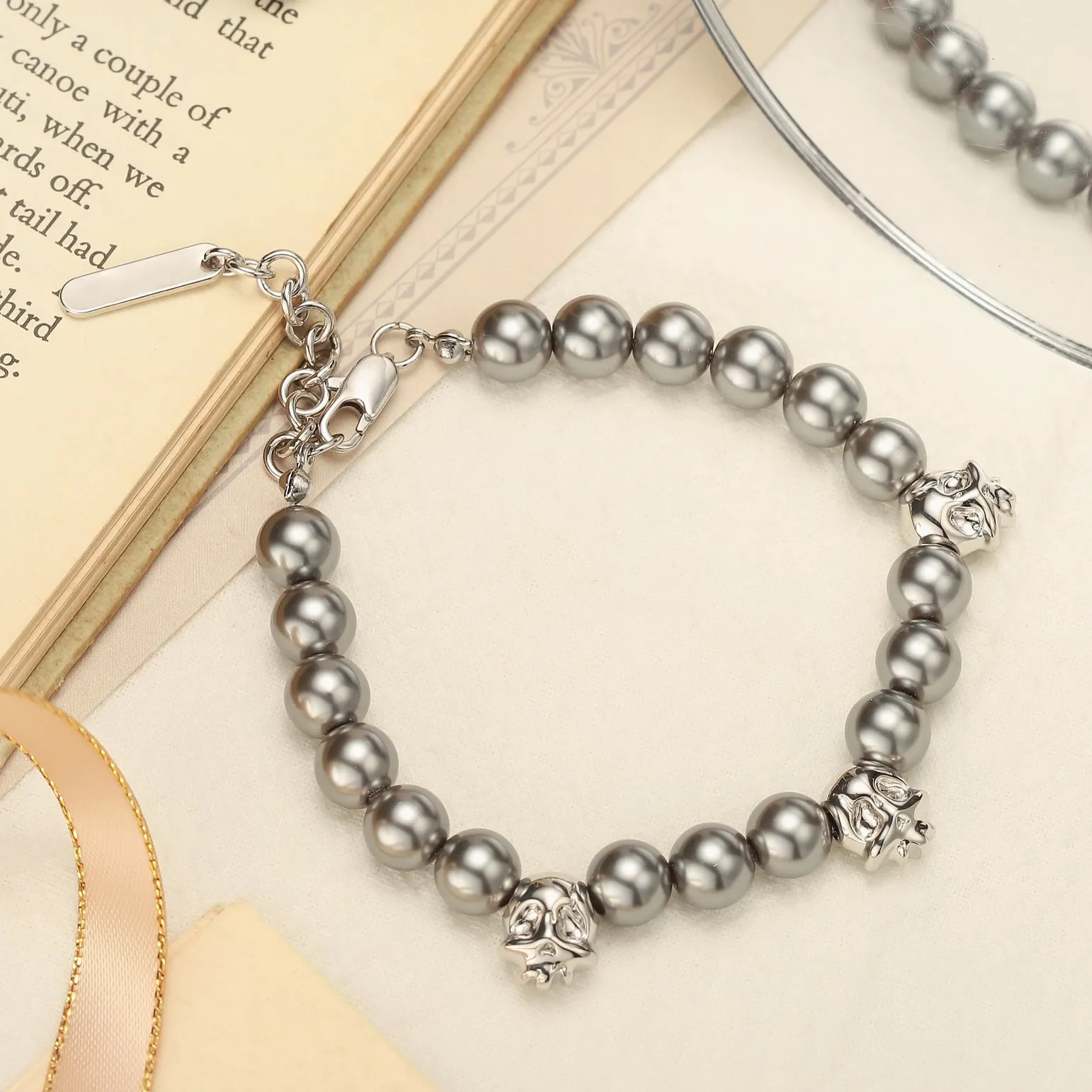 Skull Beads Bracelet sold by Selenichast product image thumbnail 2