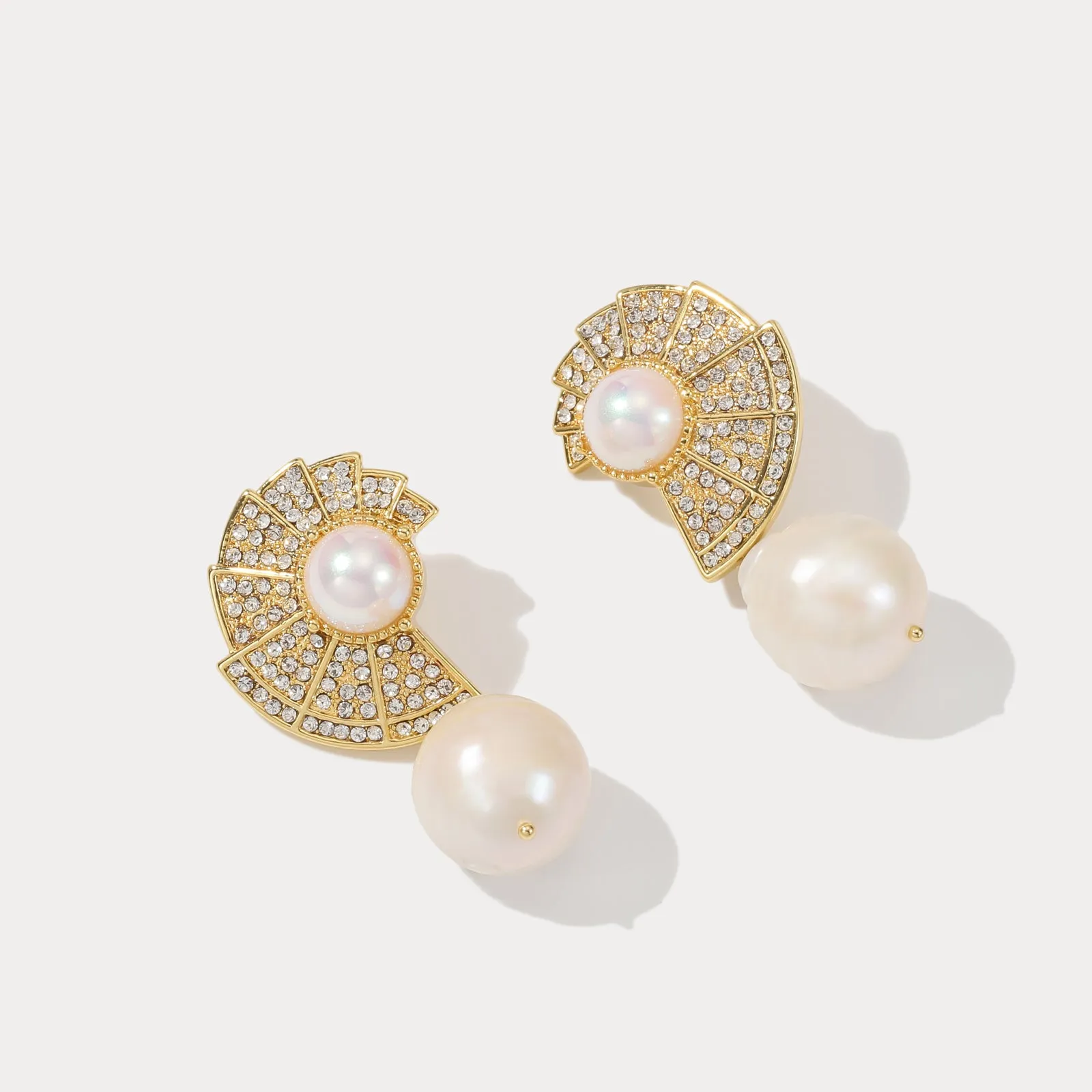 Shell Pearl Earrings sold by Selenichast product image thumbnail 5