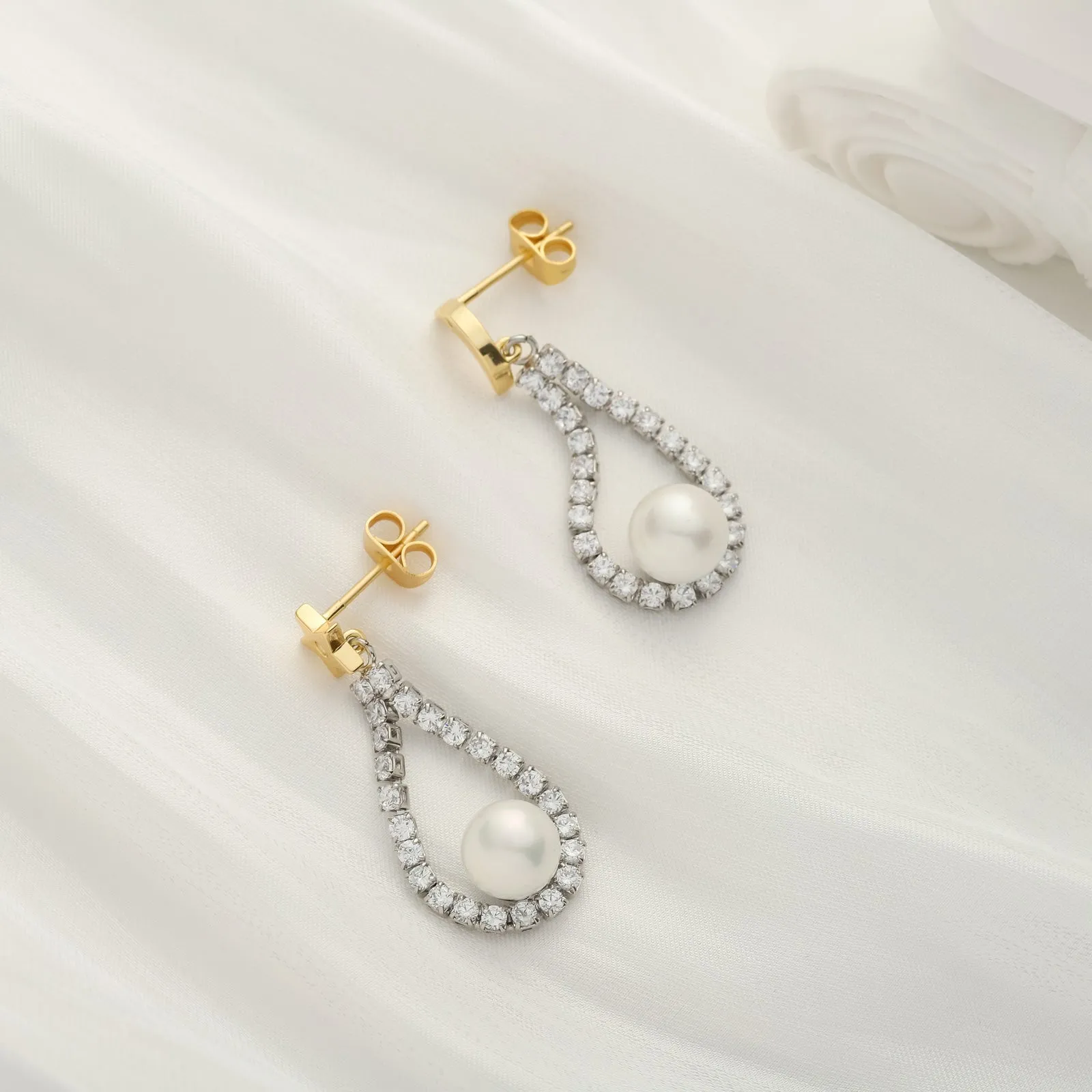 Moon Star Pearl Earrings sold by Selenichast product image thumbnail 5