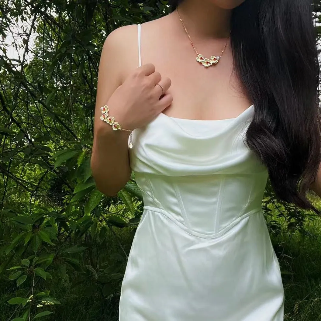 Phalaenopsis Necklace sold by Selenichast product image thumbnail 3