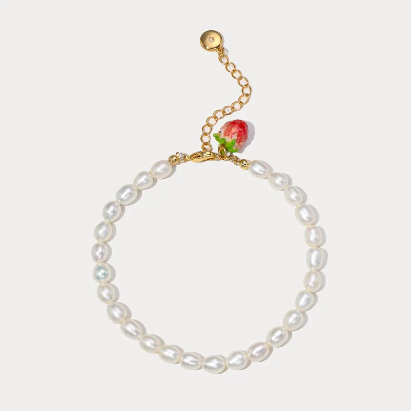 Strawberry Pearl Bracelet sold by Selenichast