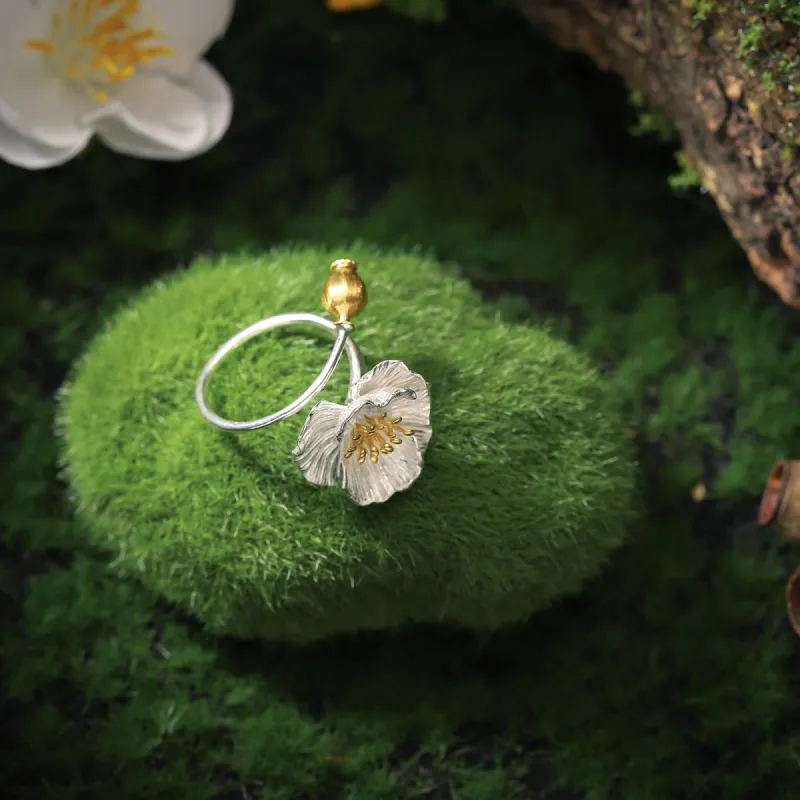 Poppy Ring sold by Selenichast