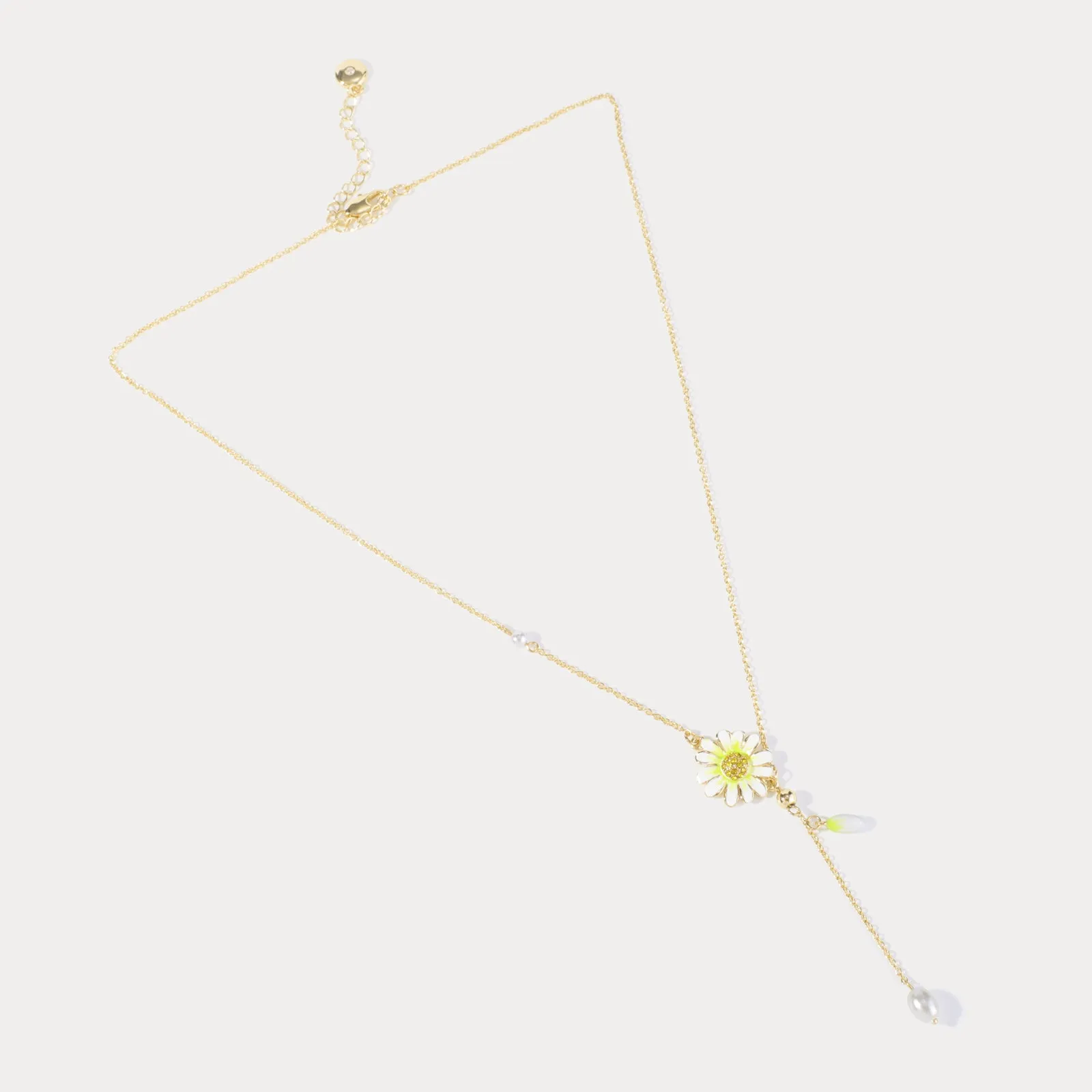 Daisy Flower Necklace sold by Selenichast product image thumbnail 5