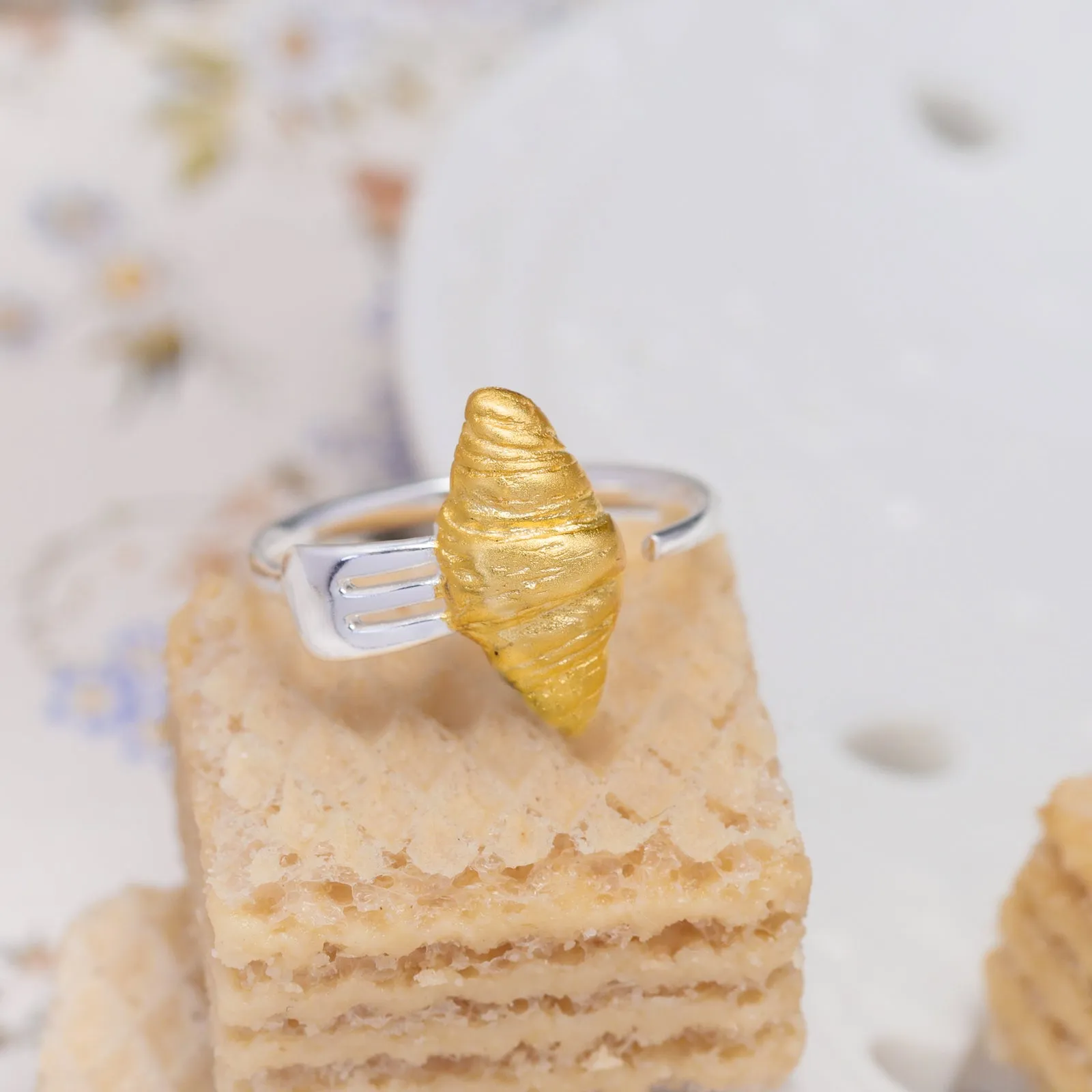 Croissant Ring sold by Selenichast product image thumbnail 2