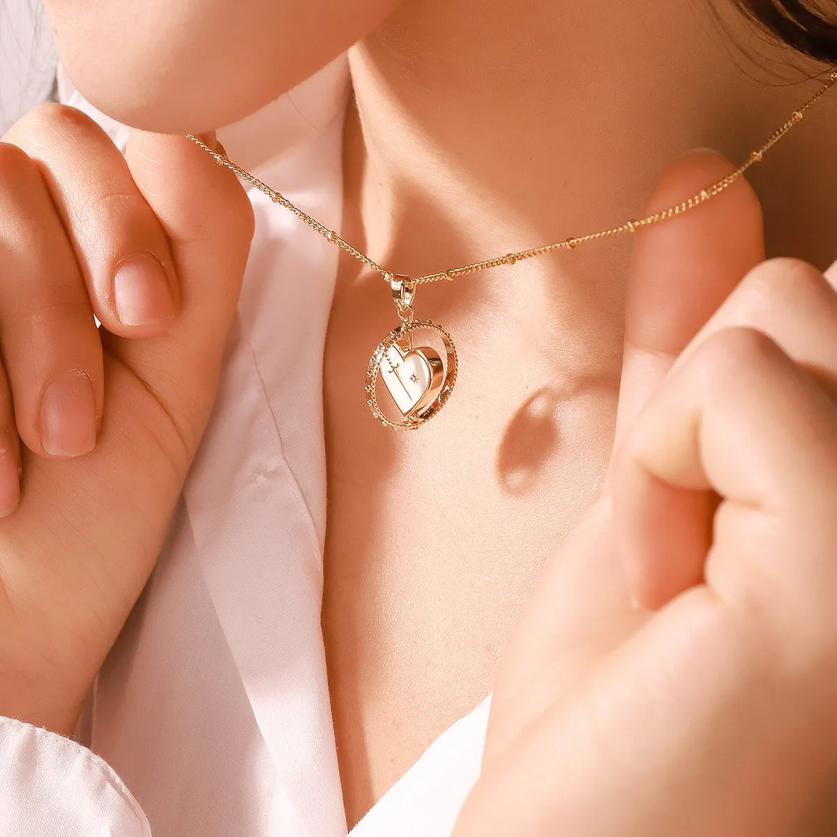 Ace of Swords Tarot Necklace sold by Selenichast product image thumbnail 2