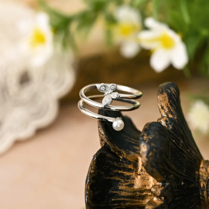 Pearl Butterfly Ring sold by Selenichast