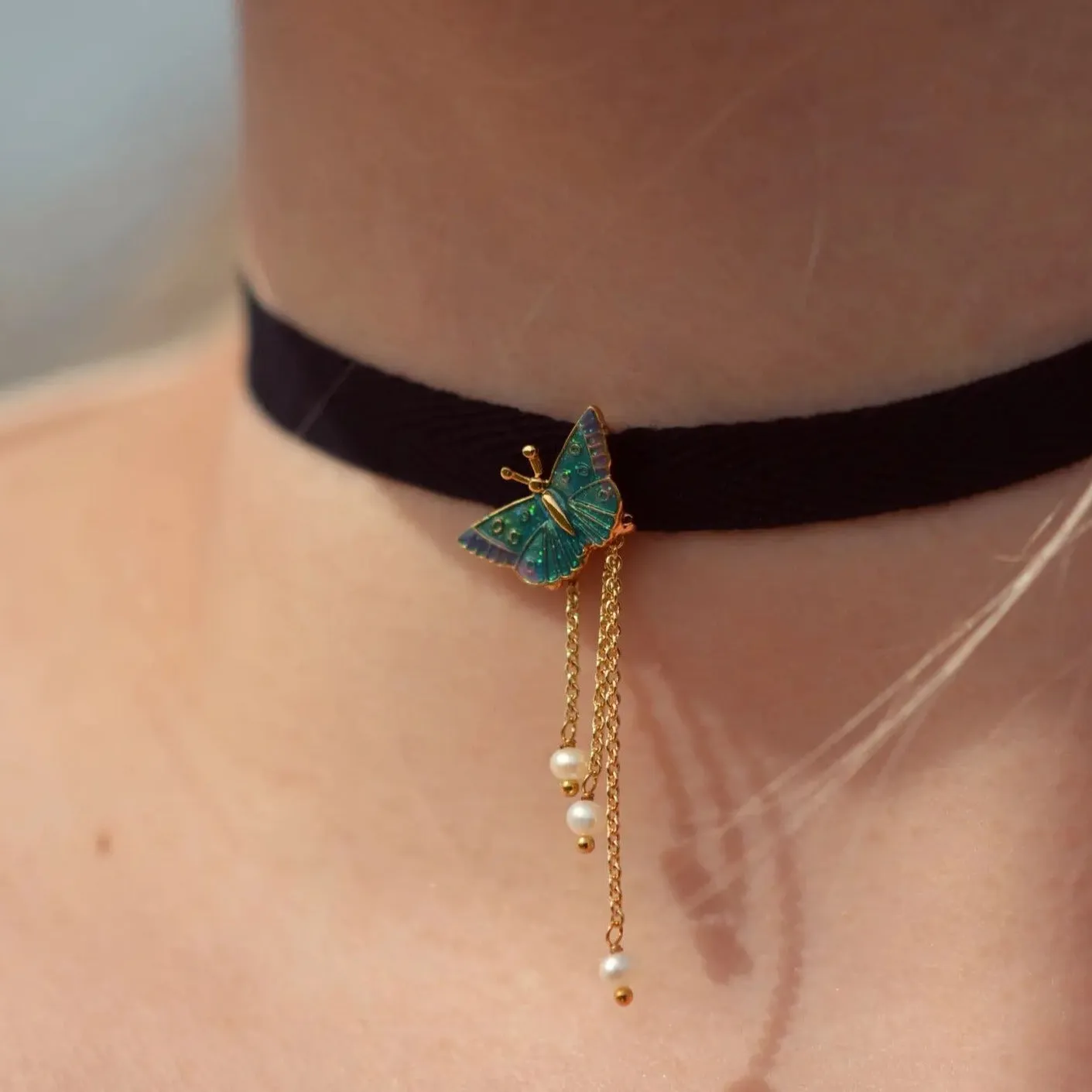Butterfly Choker sold by Selenichast