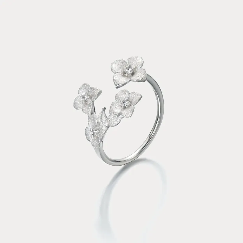 Silver Flower Ring sold by Selenichast