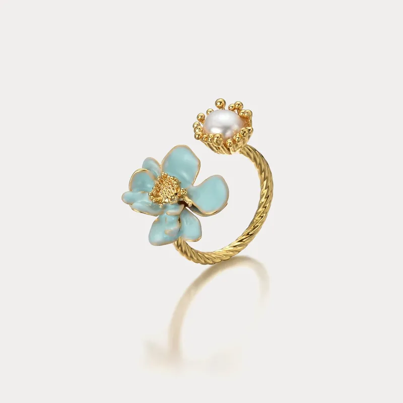 Flower Pearl Ring sold by Selenichast