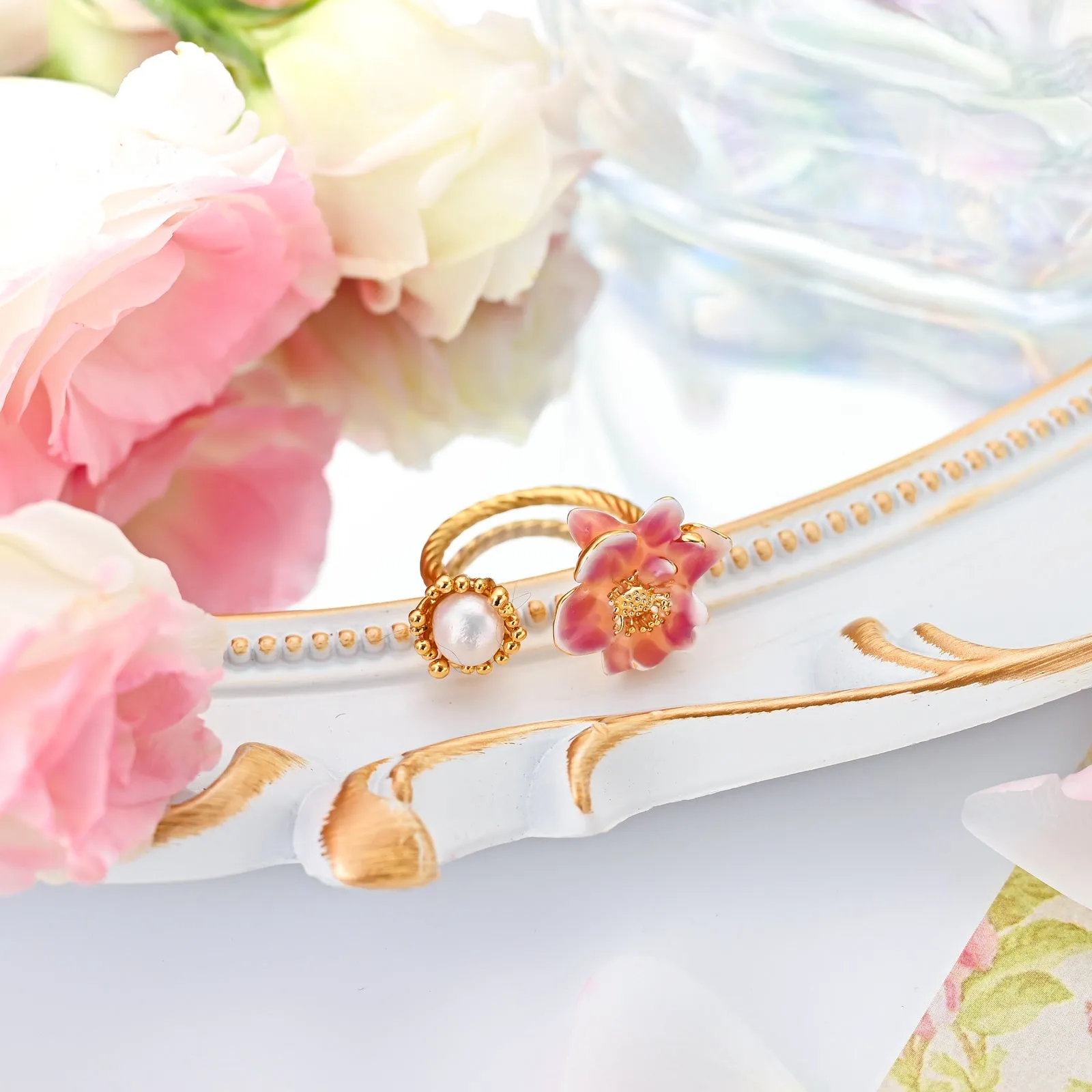 Flower Pearl Enamel Ring sold by Selenichast product image thumbnail 3