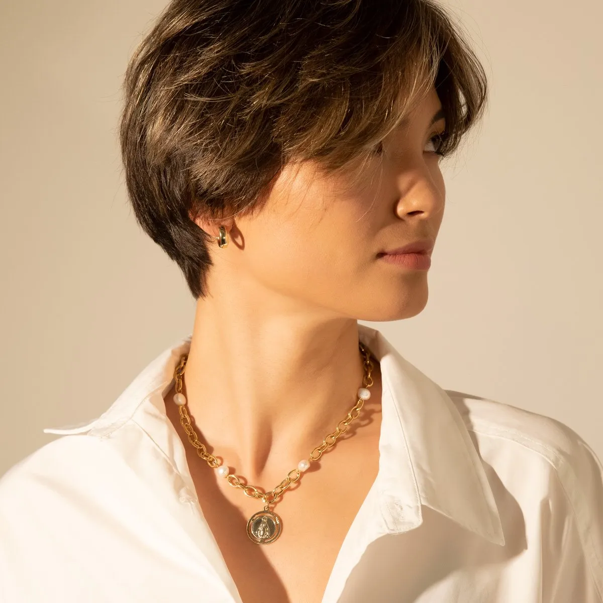 Minimalist Sleek Hoop Earrings sold by Selenichast product image thumbnail 4