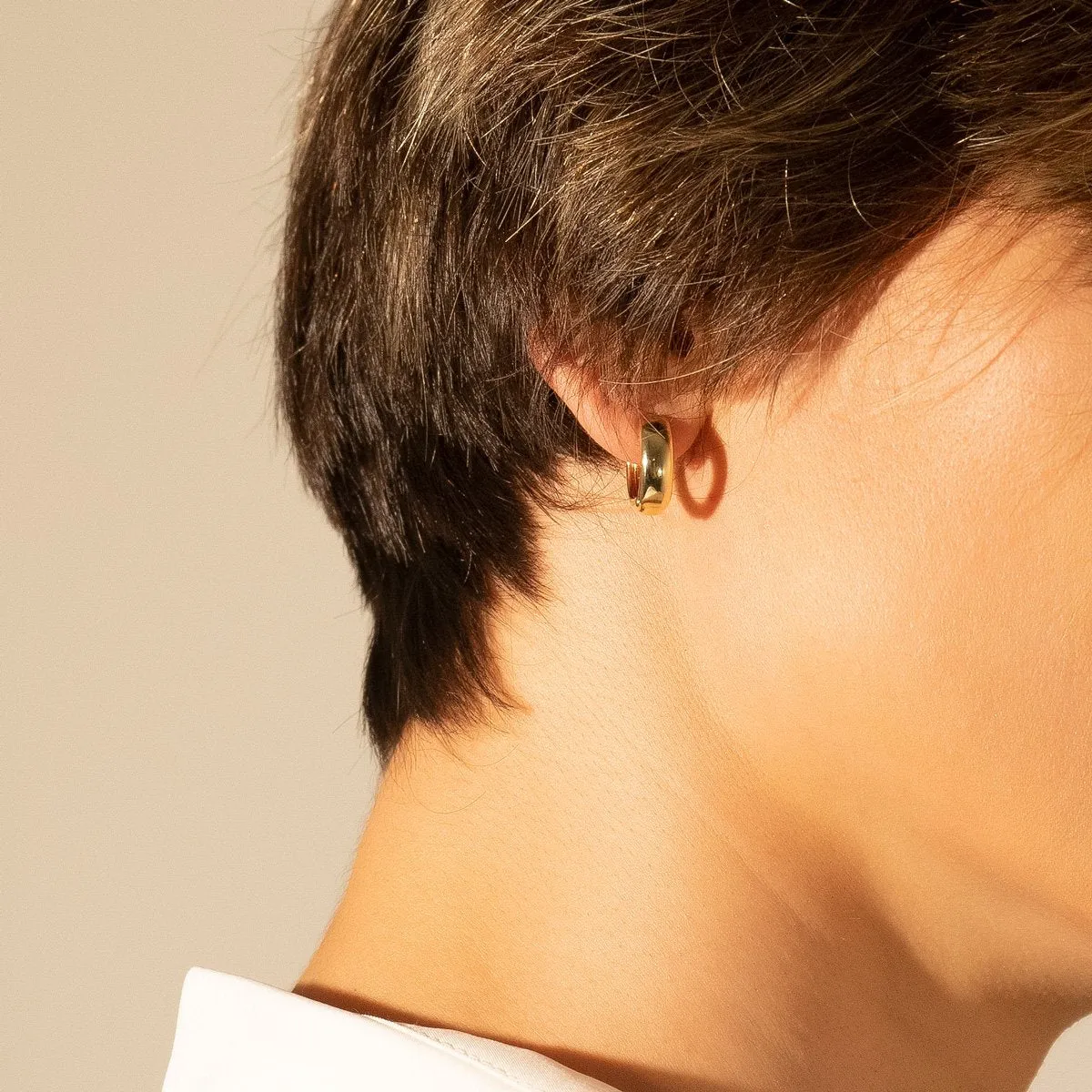 Minimalist Sleek Hoop Earrings sold by Selenichast product image thumbnail 2