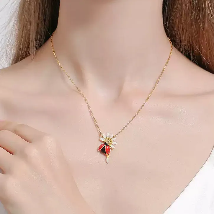 Ladybug Daisy Necklace sold by Selenichast product image thumbnail 2