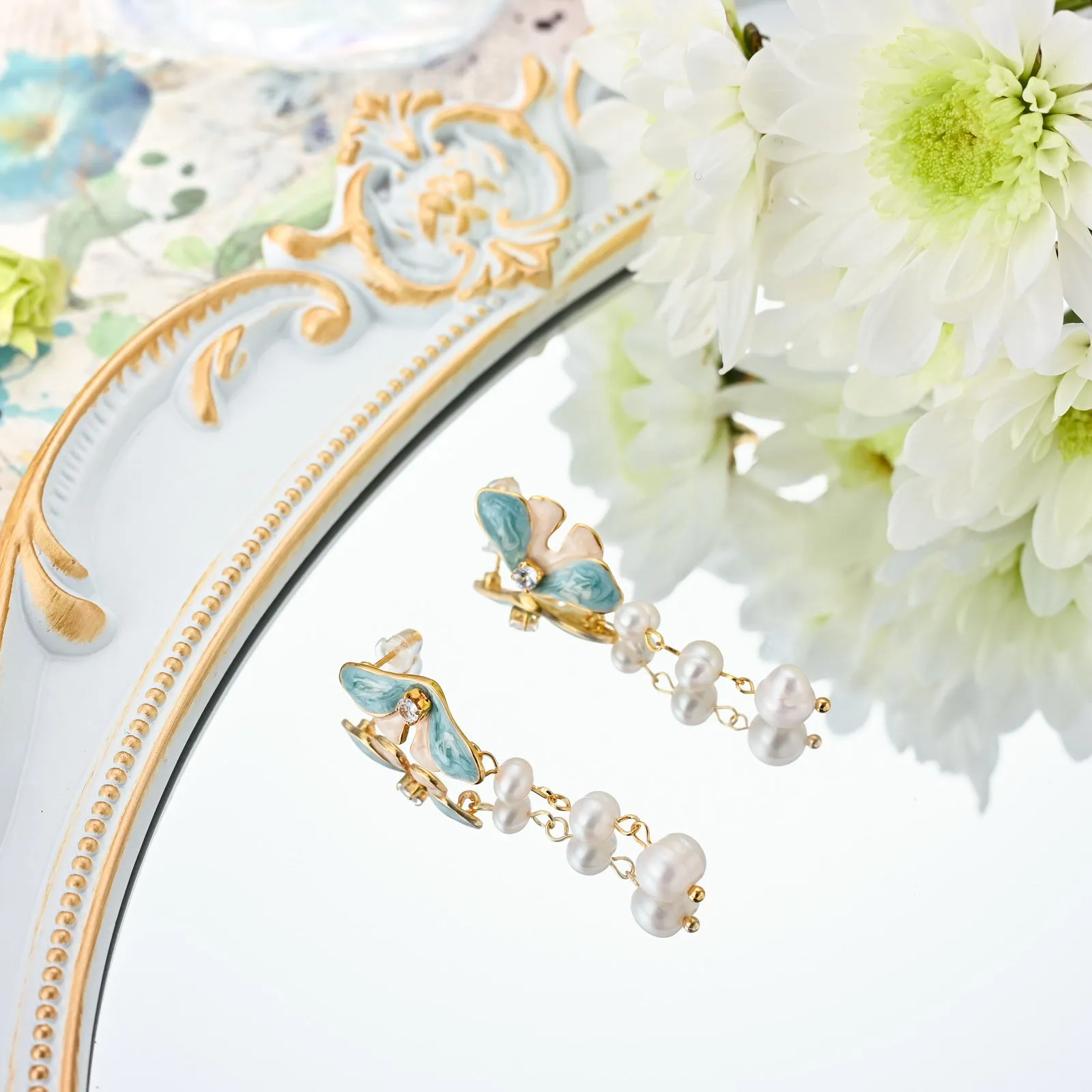 Butterfly Pearl Dangling Earrings sold by Selenichast product image thumbnail 4