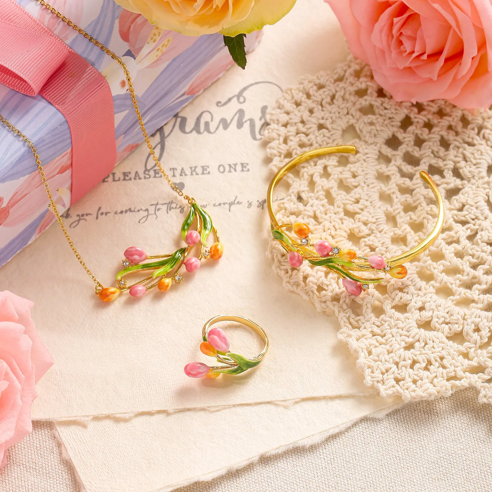 Tulip Jewelry Set with Gift Wrapping sold by Selenichast