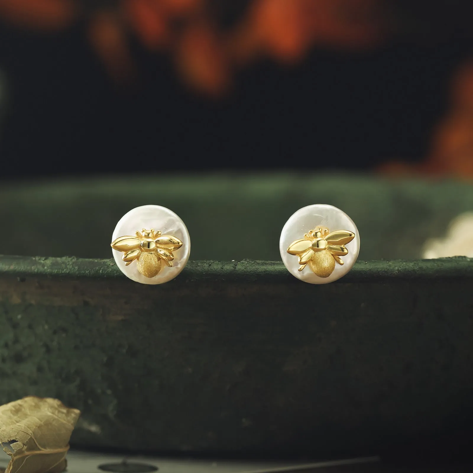 Pearl Bee Stud Earrings sold by Selenichast product image thumbnail 2