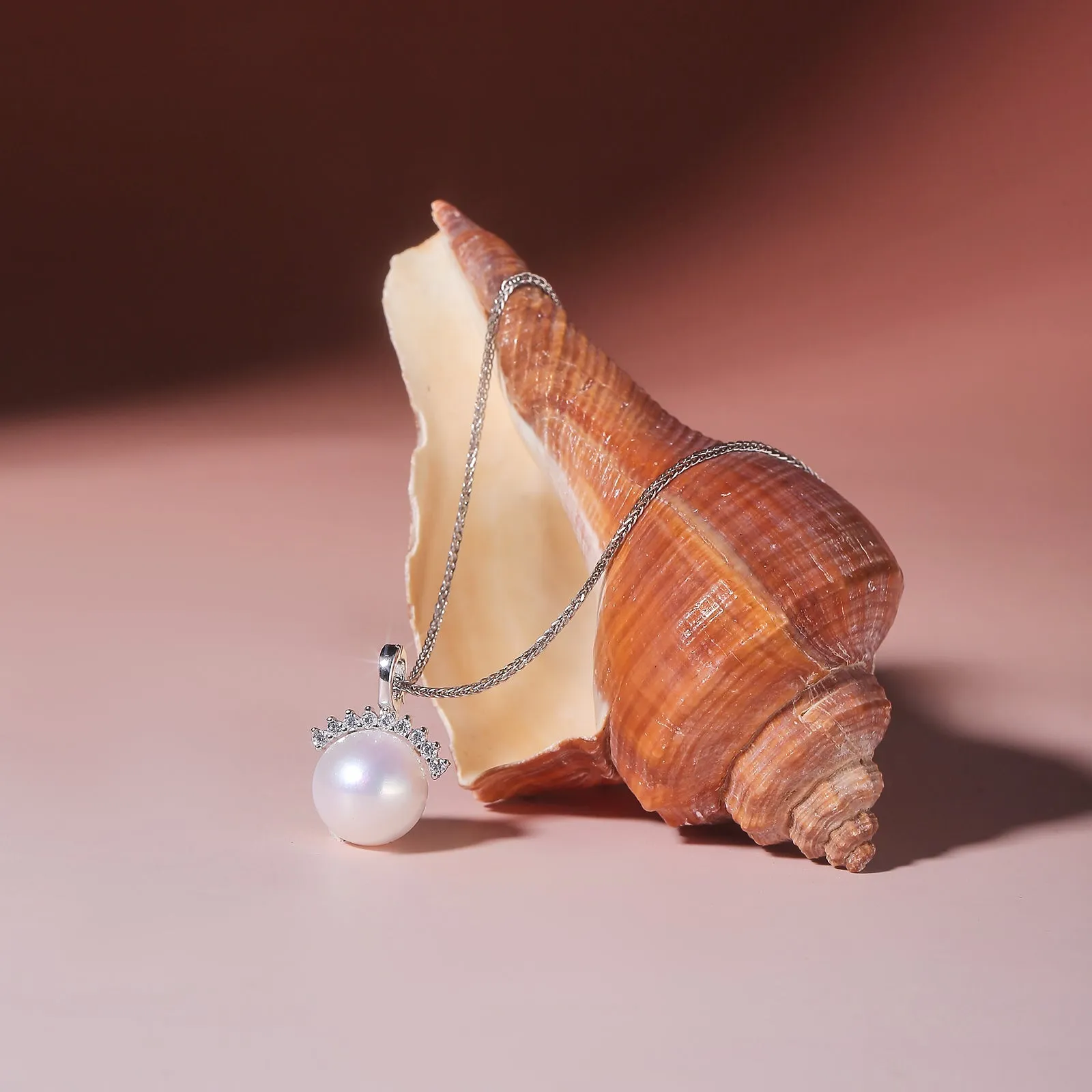 Freshwater Pearl Pendant Necklace sold by Selenichast product image thumbnail 5