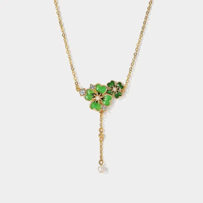 Four Leaf Clover Necklace made by Selenichast
