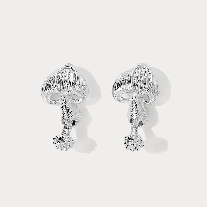 Silver Mushroom Stud Earrings made by Selenichast