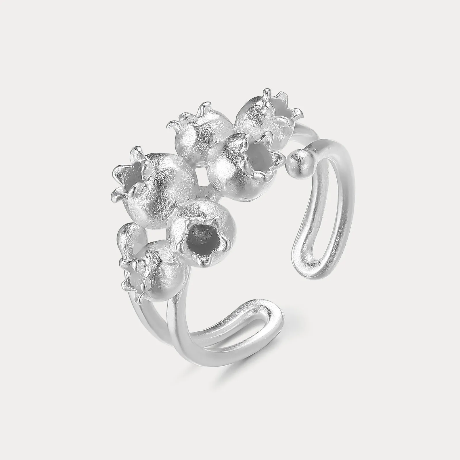 Silver Blueberry Ring sold by Selenichast