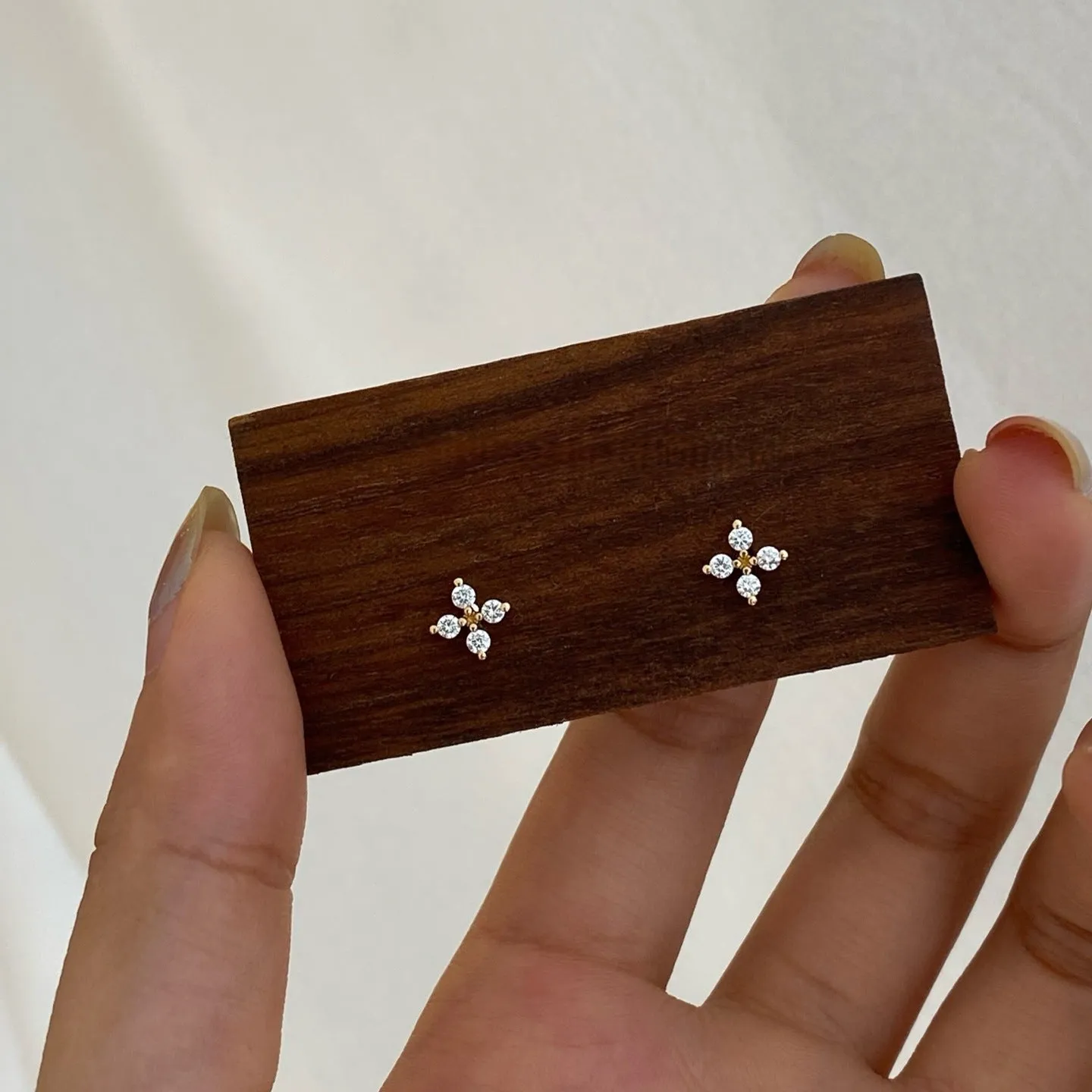 Four Leaf Clover Stud Earrings sold by Selenichast product image thumbnail 4
