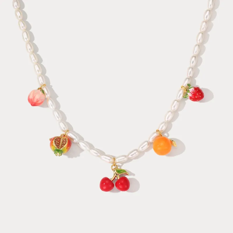 Fruit Pearl Necklace made by Selenichast
