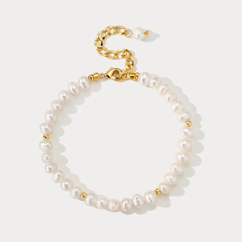 Pearl Custom Charm Bracelet made by Selenichast