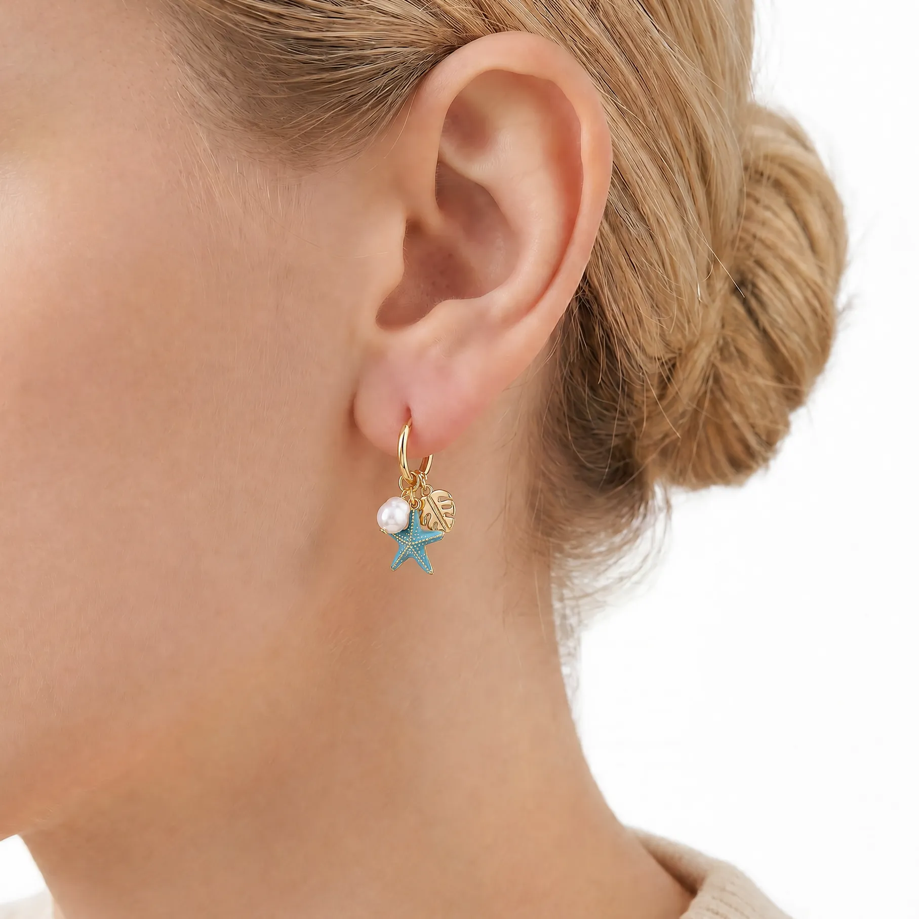 Starfish Huggie Earrings sold by Selenichast product image thumbnail 2