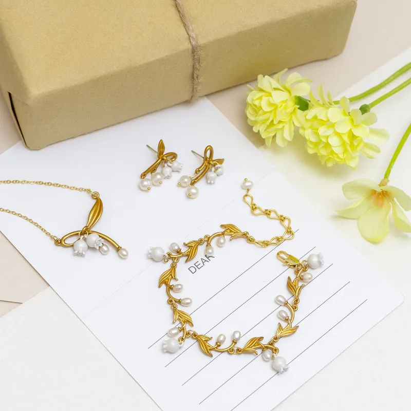 Lily of the Valley Jewelry Set with Gift Wrapping made by Selenichast