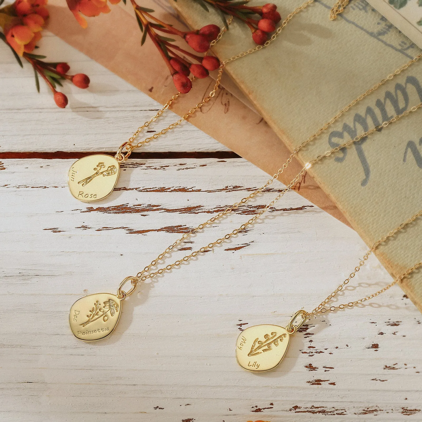 Silver Poinsettia Birth Flower Necklace-December sold by Selenichast product image thumbnail 2