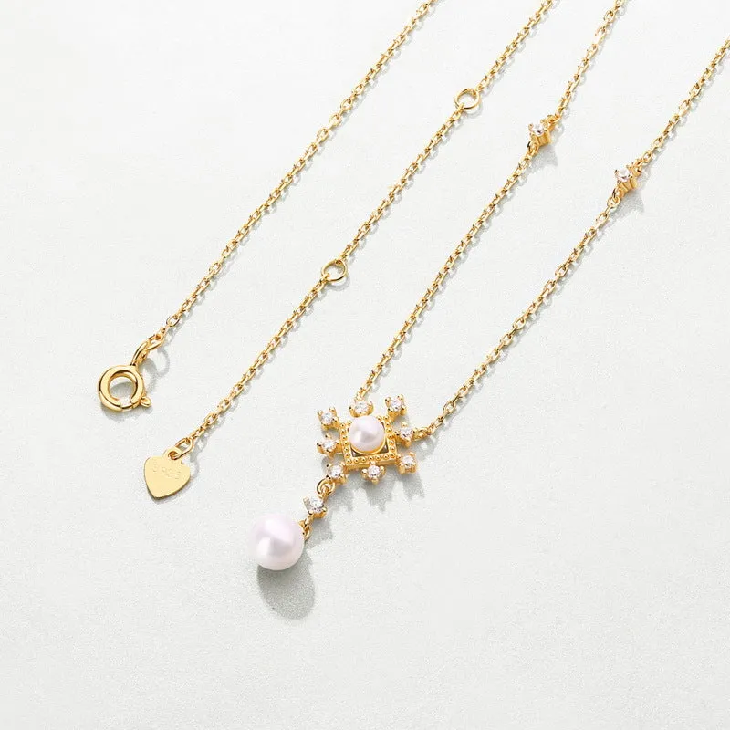 Gold Snowflake Pearl Necklace sold by Selenichast product image thumbnail 3