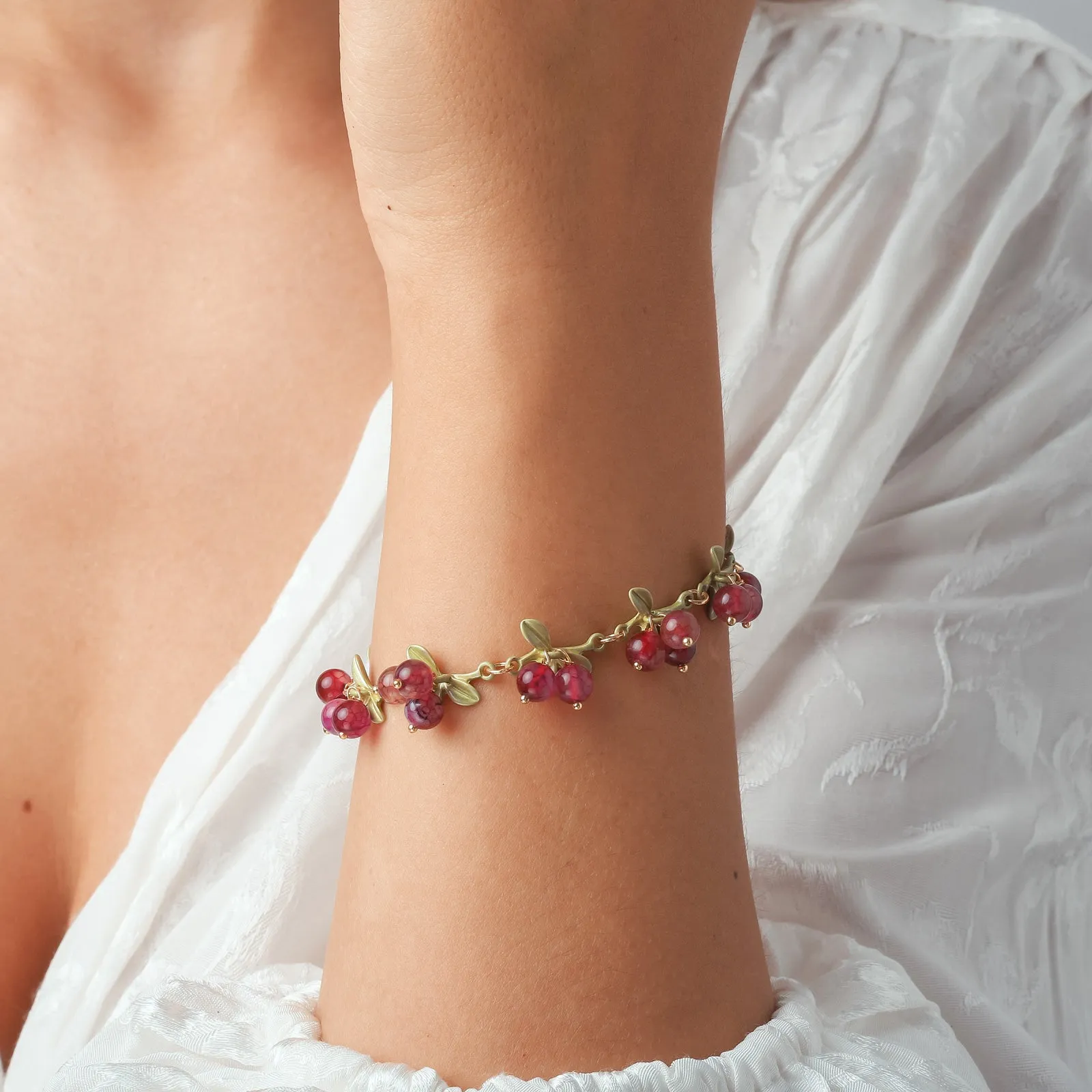 Cranberry Bracelet sold by Selenichast product image thumbnail 4