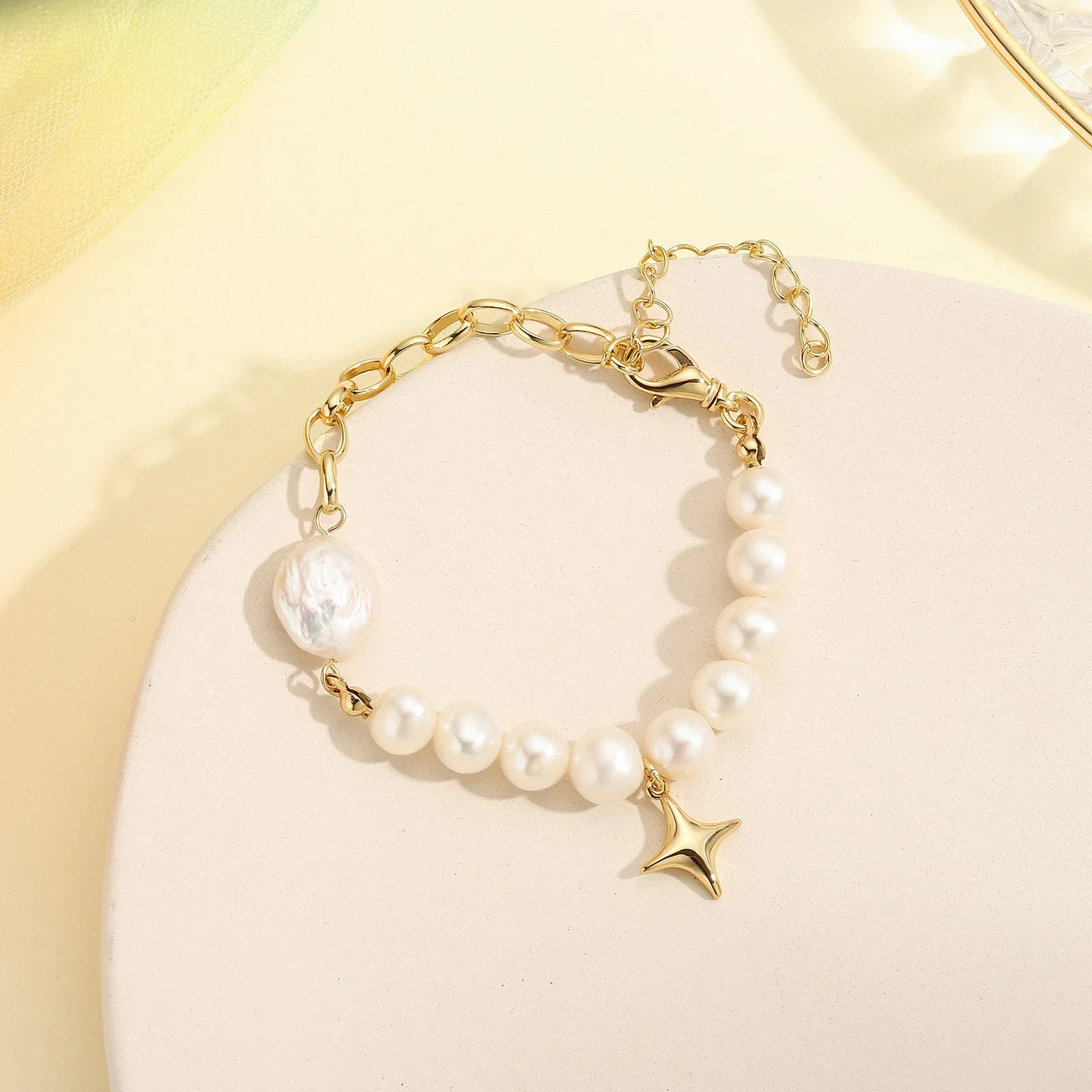 Pearl Star Bracelet sold by Selenichast product image thumbnail 2