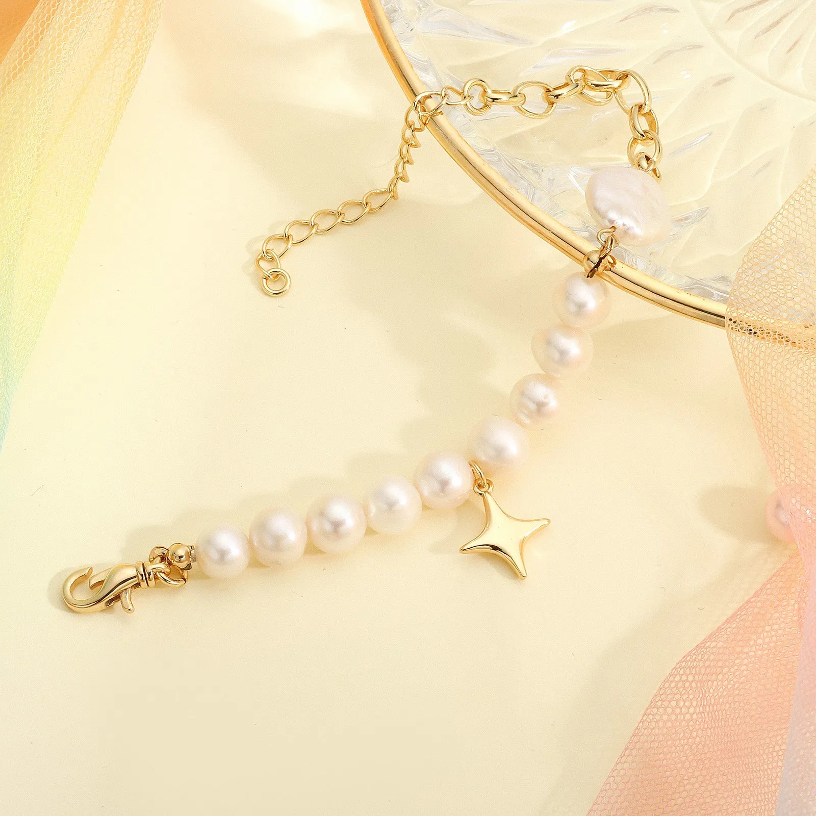 Pearl Star Bracelet sold by Selenichast product image thumbnail 5