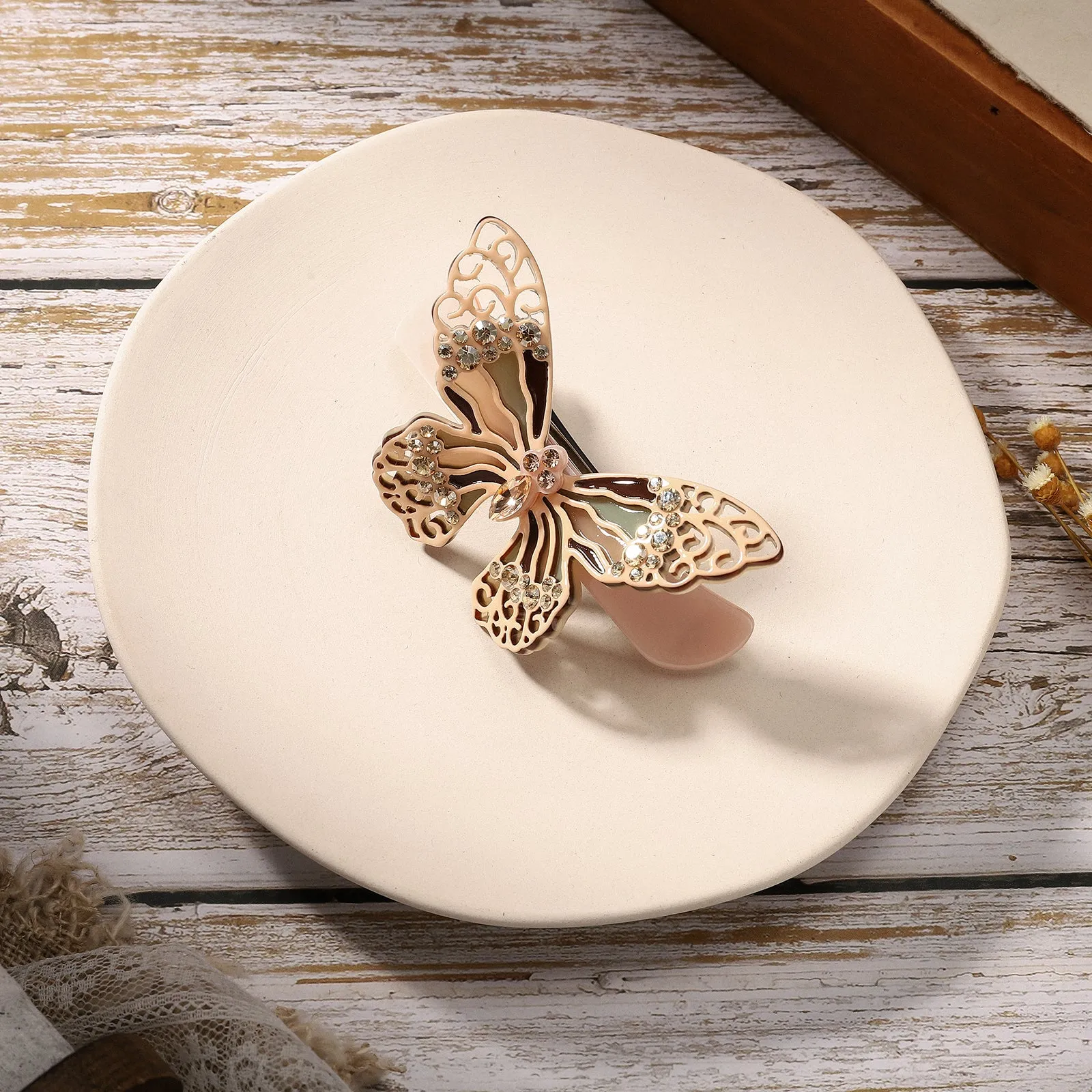 Bow Tie Colorblock Claw Clips sold by Selenichast product image thumbnail 4